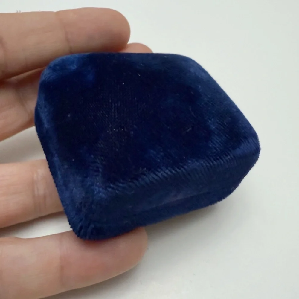 Vintage Royal Blue Velvet Jewelry Ring Presentation Box Adams-Magnon Tampa FL - Picture 5 of 9